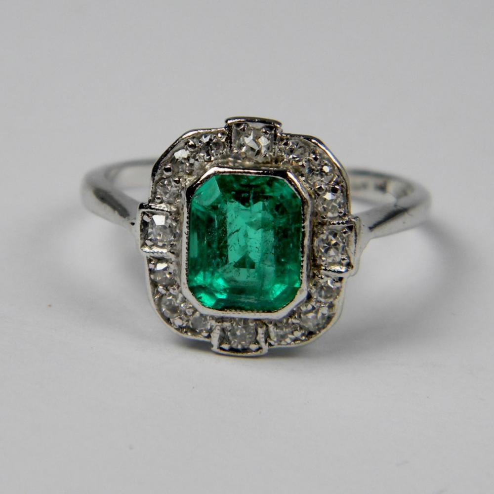 emerald diamond art deco ring